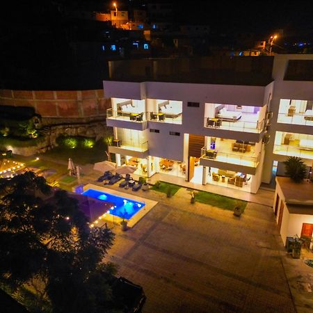 סרו אזול Silver Inn Hotel מראה חיצוני תמונה