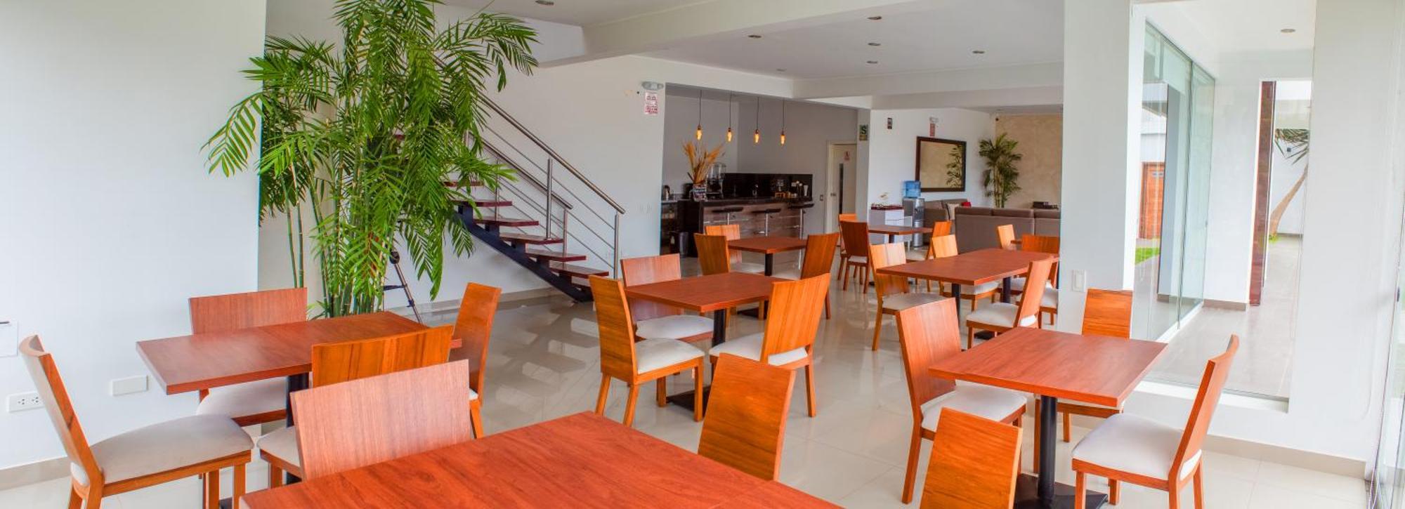 סרו אזול Silver Inn Hotel מראה חיצוני תמונה