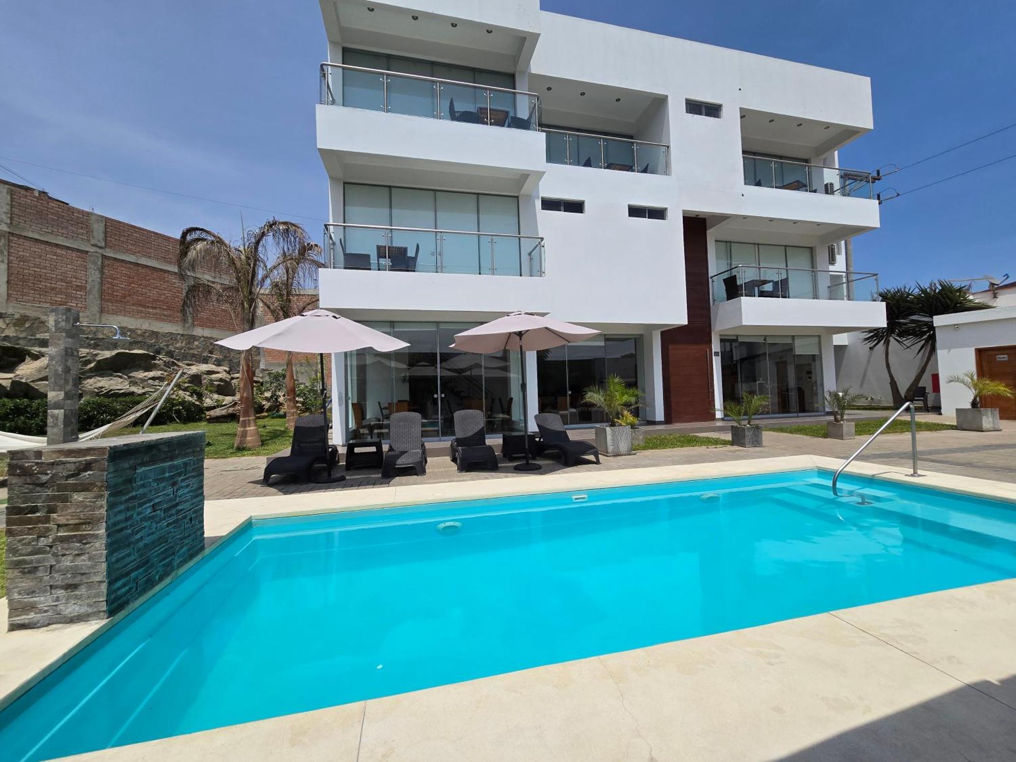 סרו אזול Silver Inn Hotel מראה חיצוני תמונה
