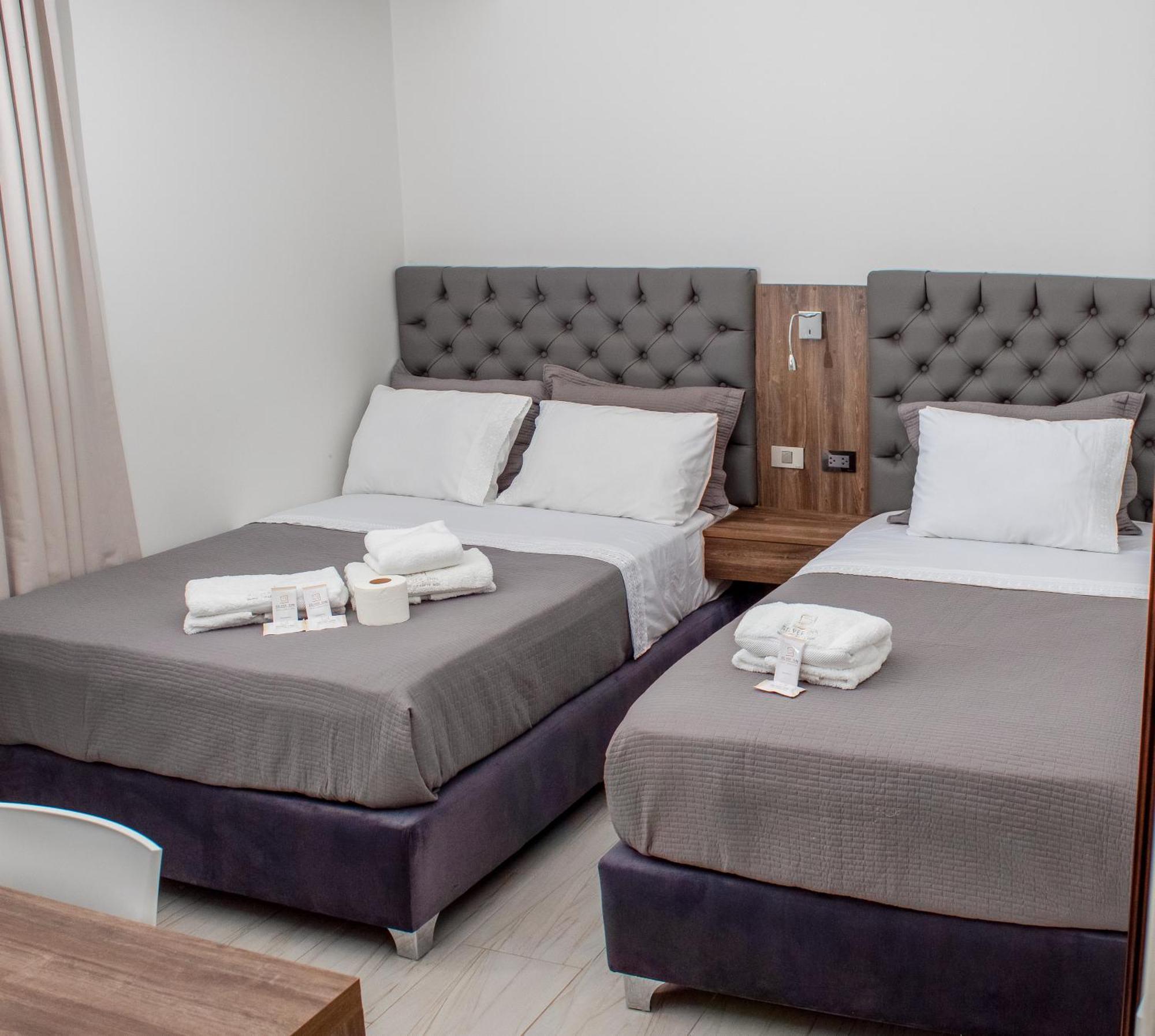 סרו אזול Silver Inn Hotel מראה חיצוני תמונה