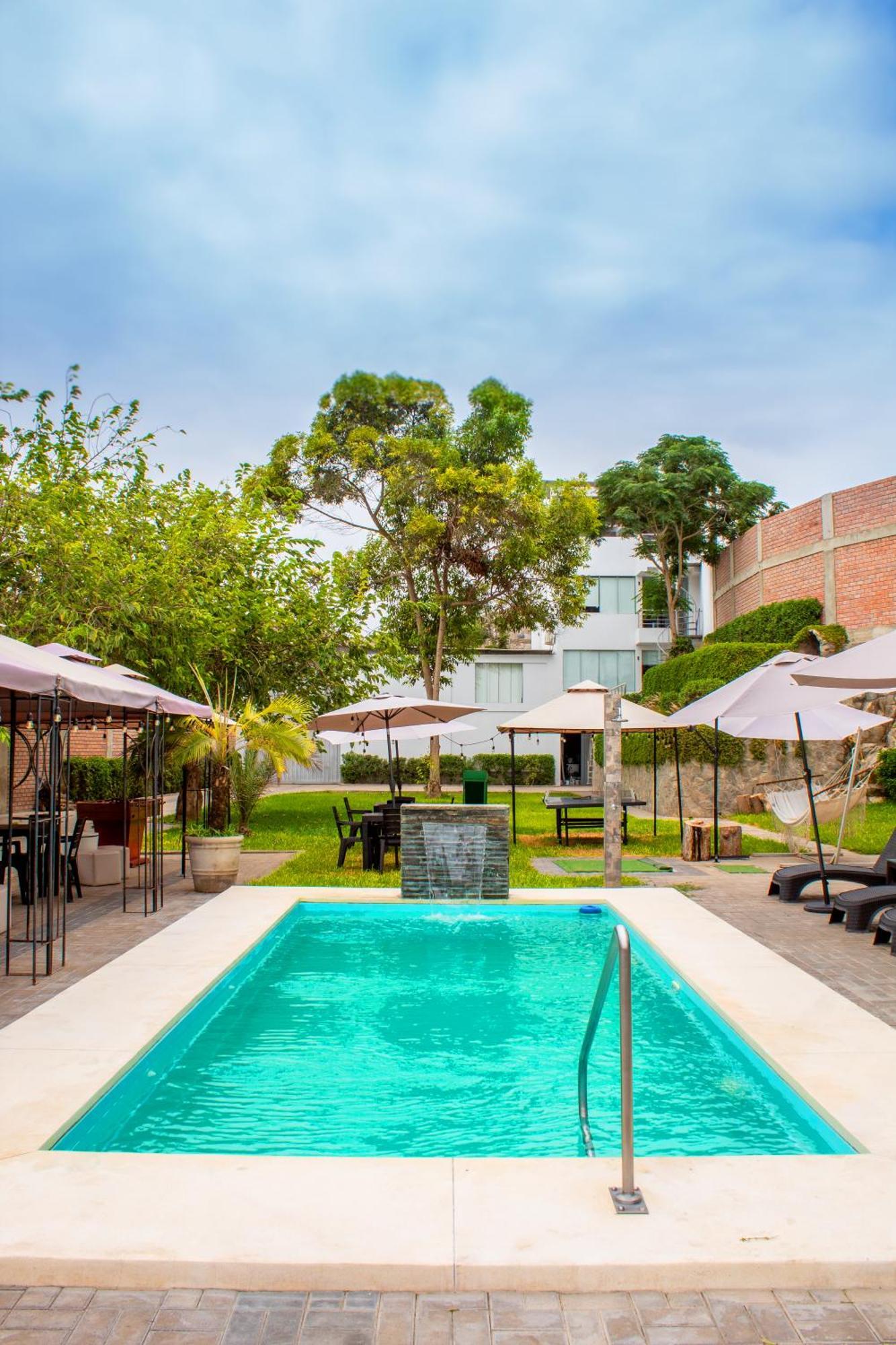 סרו אזול Silver Inn Hotel מראה חיצוני תמונה