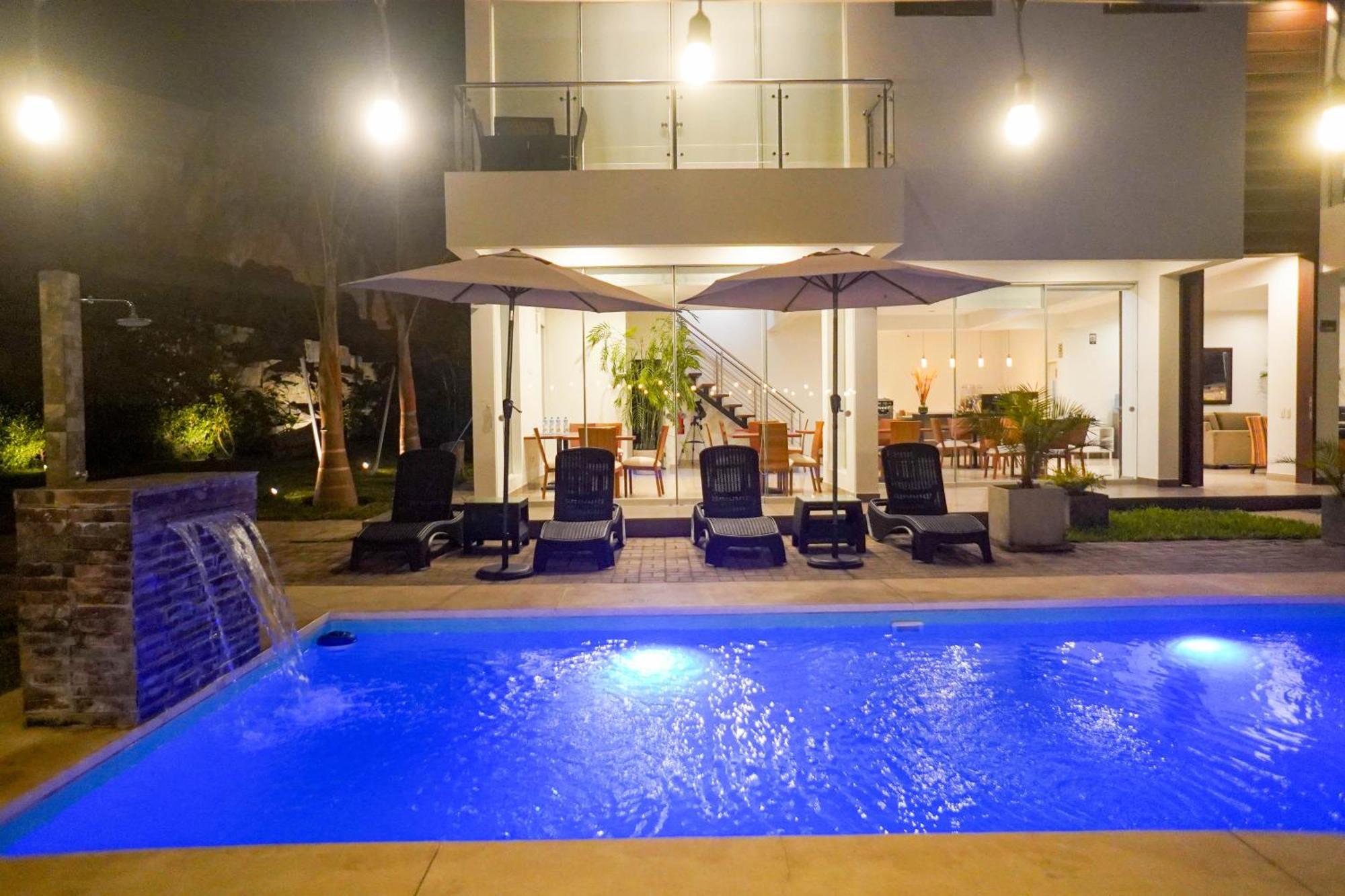 סרו אזול Silver Inn Hotel מראה חיצוני תמונה